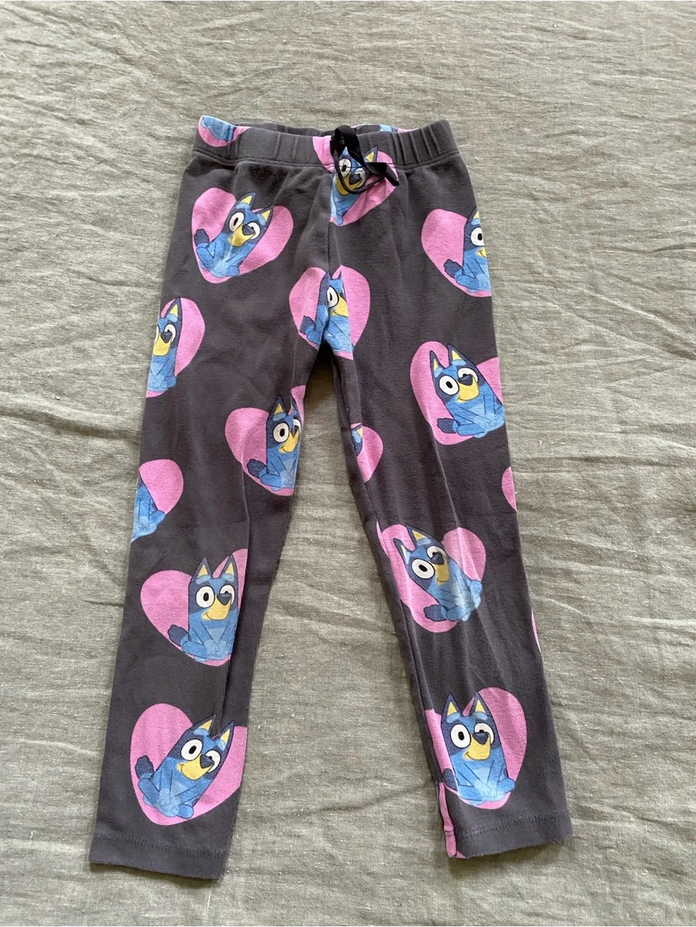 Bundle girls leggings, size 4-5T/XS